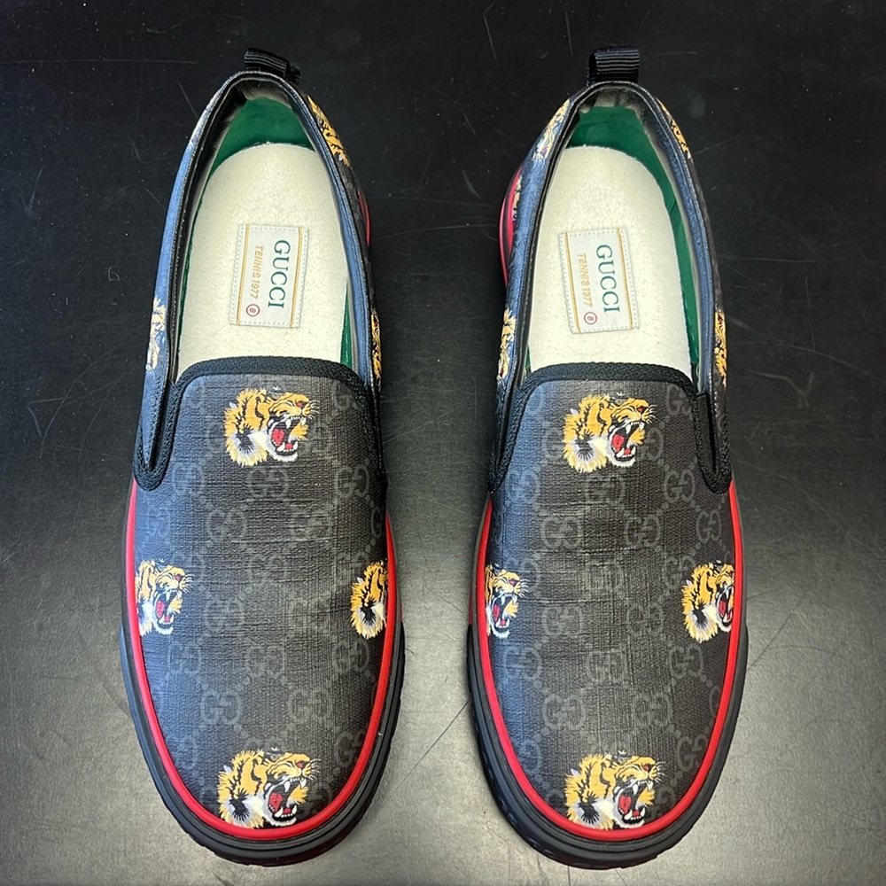 Gucci Tennis 1977 Slip-On Sneakers Black House Signature Canvas with Tigers NWOT